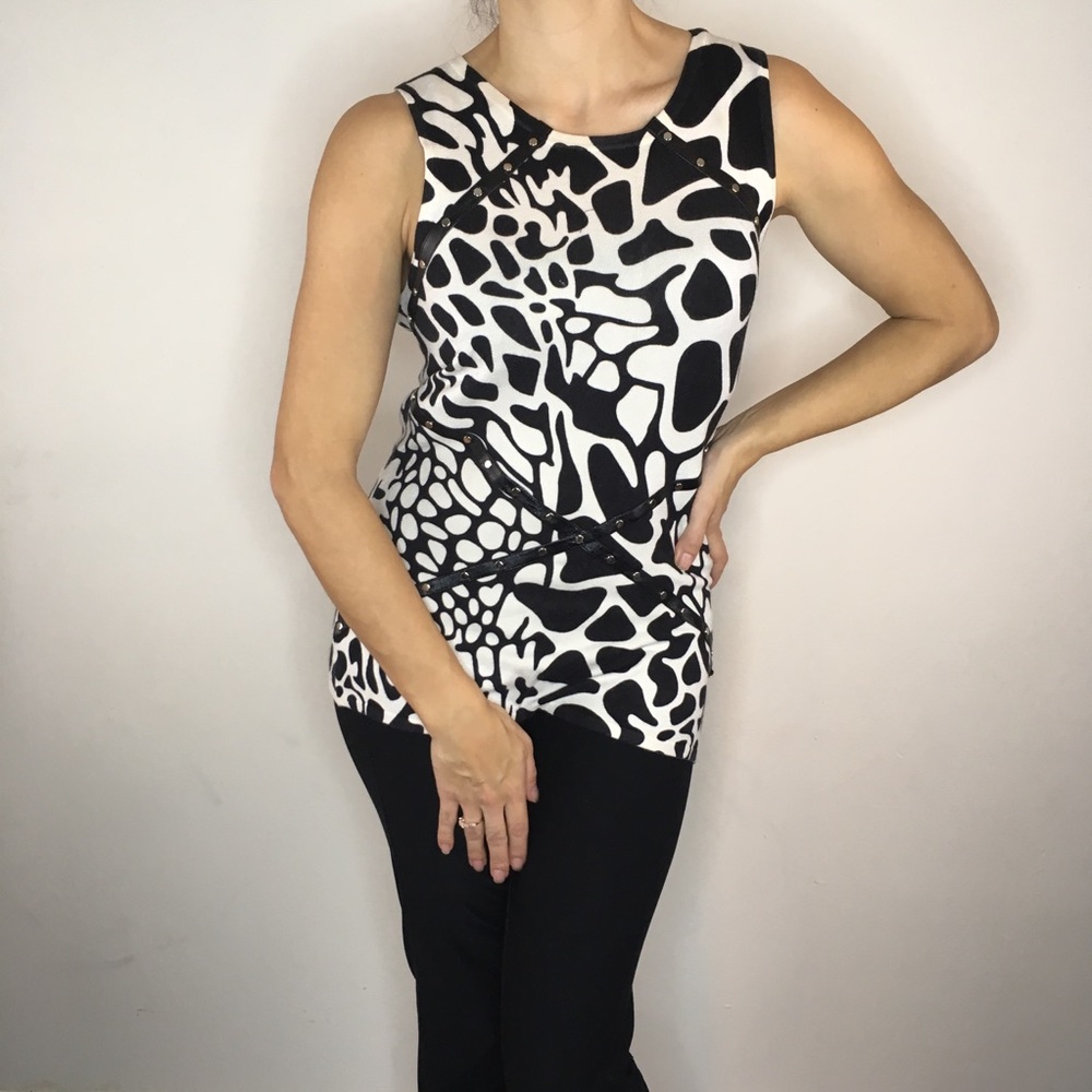 Boston Proper Black & White Pattered Top